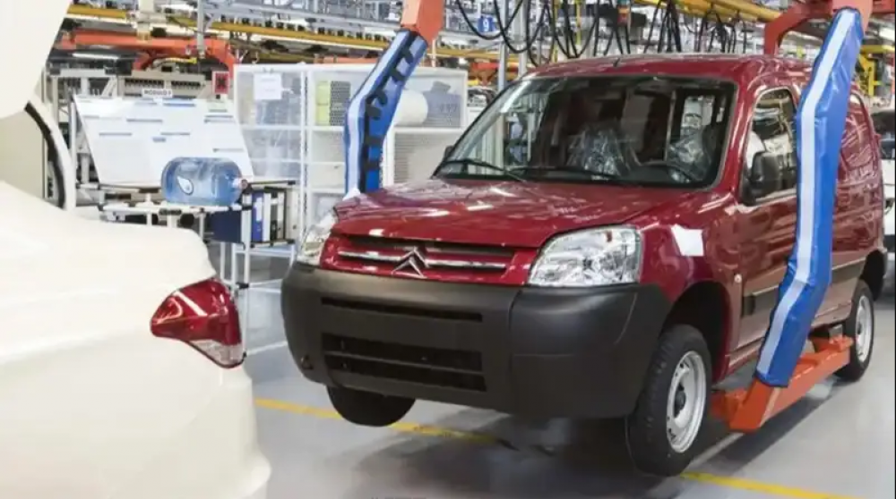 Citro�n deja de fabricar autos en la Argentina y profundiza la crisis de la industria automotriz: 400 puestos de trabajo en vilo