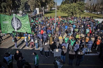 La Justicia fren� los despidos en el Instituto Nacional de Tecnolog�a Industrial
