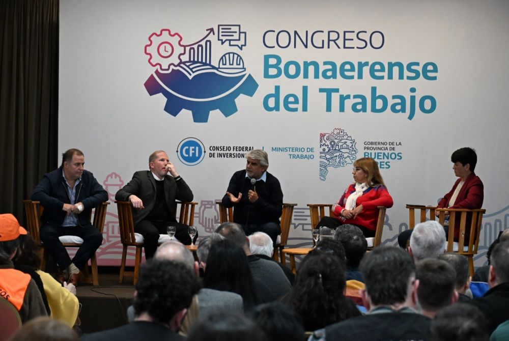 Correa abri� el Congreso Bonaerense del Trabajo: �Este Congreso va a delinear el futuro del trabajo en la provincia y el pa�s�