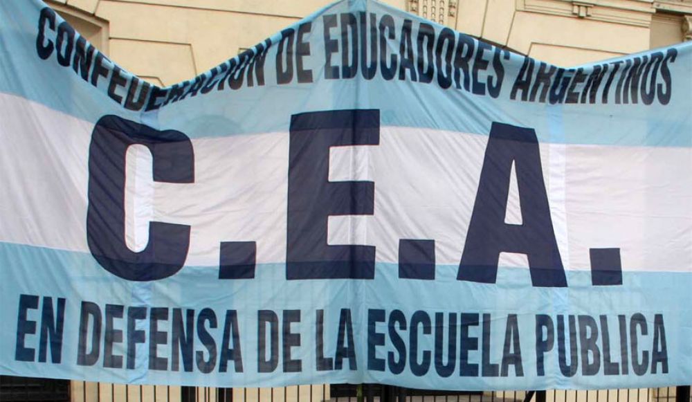 La CEA se declar� en alerta por salarios y rechaz� el ataque al movimiento obrero