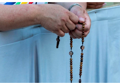 El Vaticano anuncia un rosario mundial por la paz con el Papa Le�n XIV