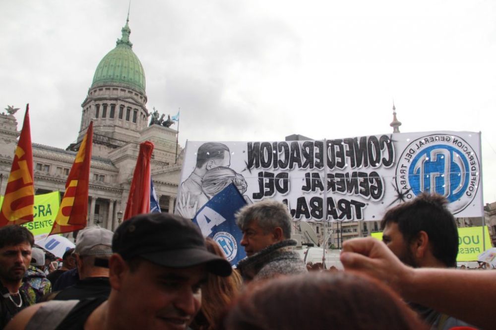 El Gobierno reglament� el nuevo sistema de indemnizaciones y habilit� fondos de cese laboral por convenio colectivo
