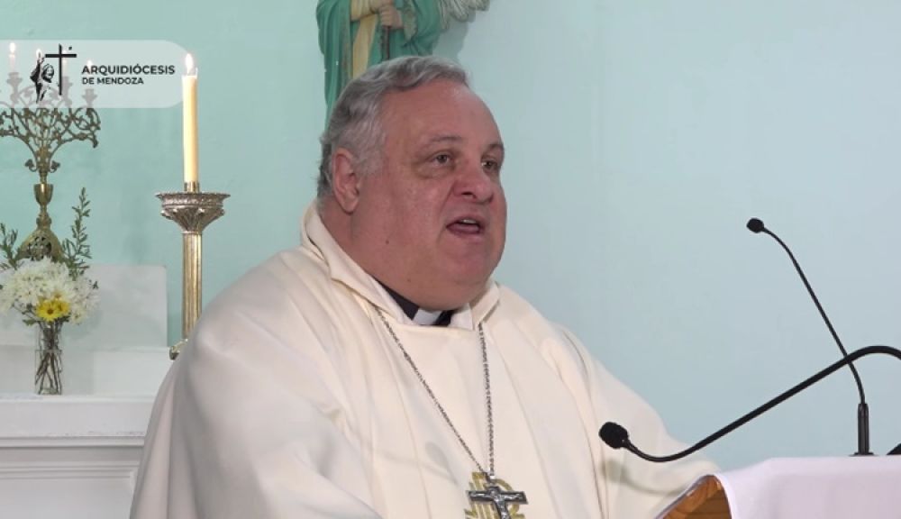 Mons. Colombo llam� a ser constructores de unidad desde la fe trinitaria