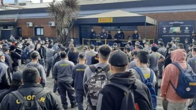 Pirelli paraliza por completo la producci�n en su planta de Merlo y lanza un recorte total de las horas extra