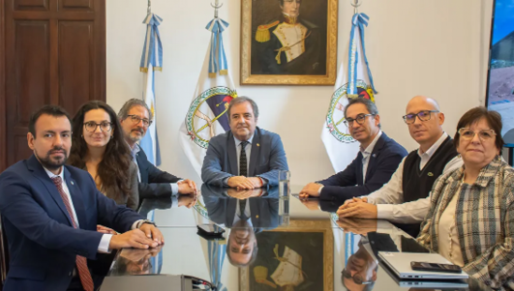 Monitoreo. Reuni�n con el Banco Europeo de Inversiones para avanzar en el proyecto GIRSU