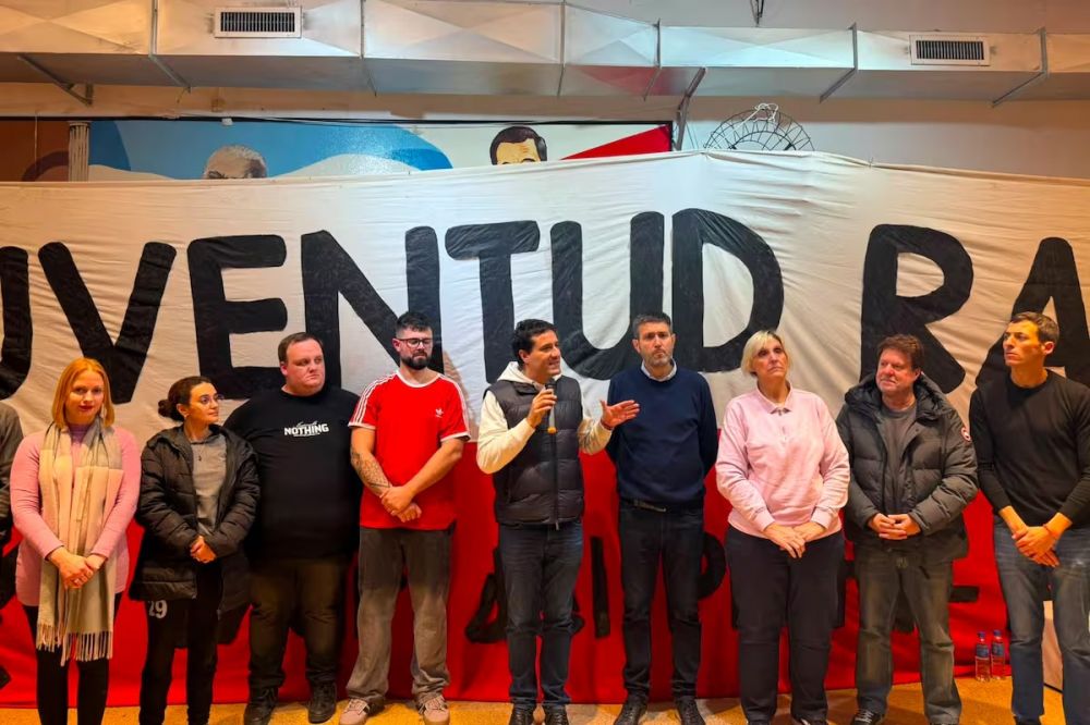 La UCR bonaerense dirimi� nueve internas municipales, tras sellar la unidad provincial