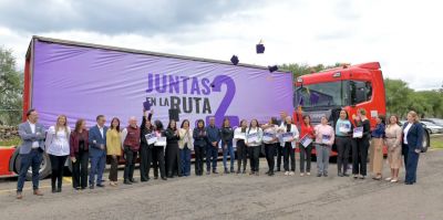 Coca-Cola FEMSA, en compa��a de Scania, concluye su segunda edici�n de �Juntas en la Ruta� y fortalece la formaci�n de mujeres en el transporte de carga