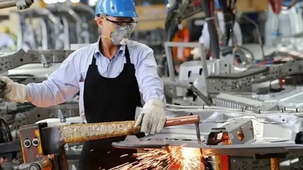 La industria dejar� medio mill�n de trabajadores sin empleo y cerrar� hasta 40.000 empresas en 2026