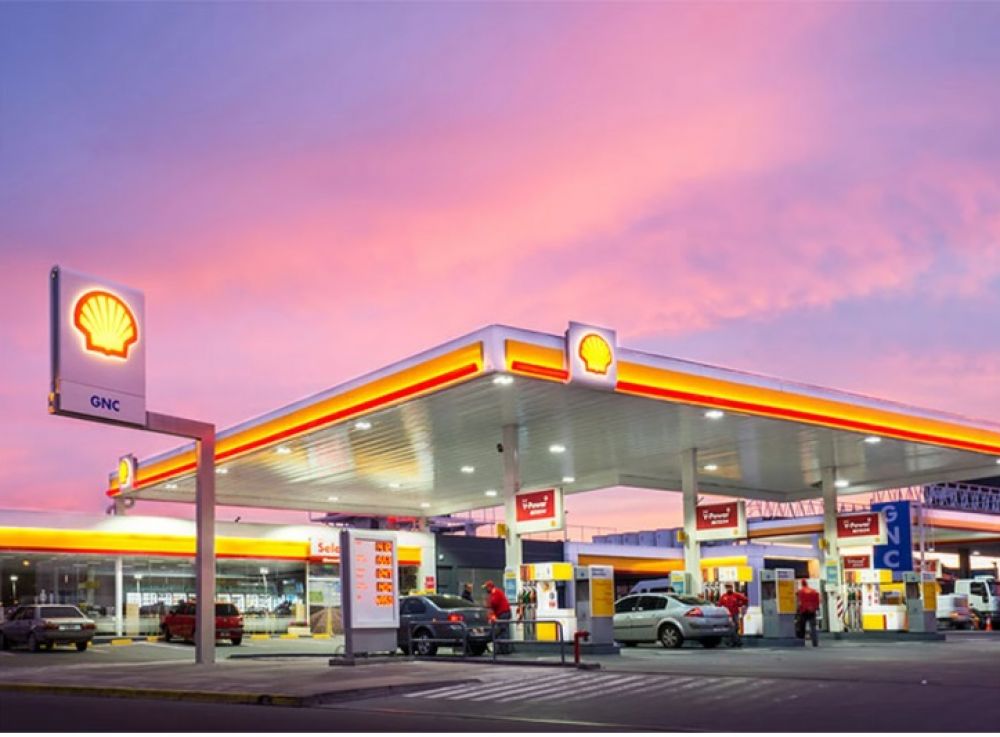Shell vendi� 894 estaciones de servicio a un grupo inversor que preside Manzano y empezaron los rumores del armado de un sindicato de empresa