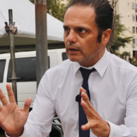 Peretta volvi� a cruzar el intento de eliminar el etiquetado frontal y apunt� contra el lobby y �los due�os de las alimenticias�