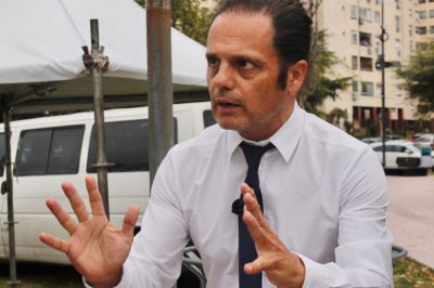 Peretta volvi� a cruzar el intento de eliminar el etiquetado frontal y apunt� contra el lobby y �los due�os de las alimenticias�