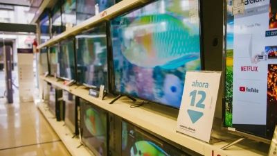Con el consumo aplastado, el Gobierno elimina las palancas estatales que abandon�