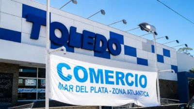 Supermercados Toledo abon� los dueldos adeudados a sus empleados y se destrab� el conflicto
