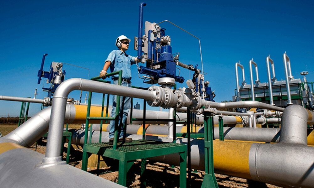 Salta al borde de una crisis industrial: por falta de gas, empresas eval�an parar plantas y suspender trabajadores