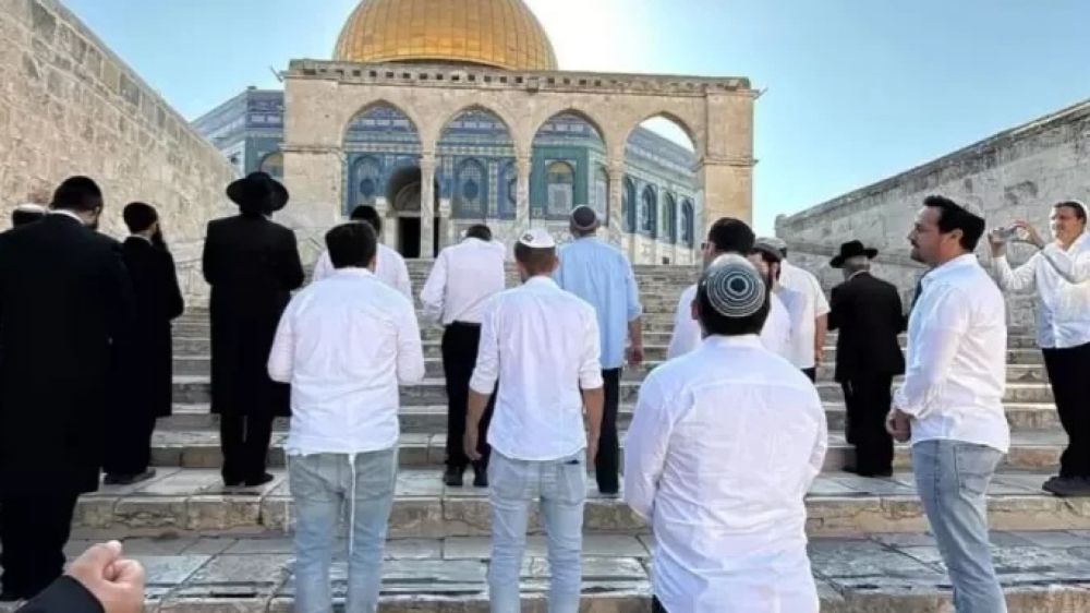 154 Colonos irrumpen en la Mezquita de Al-Aqsa este jueves