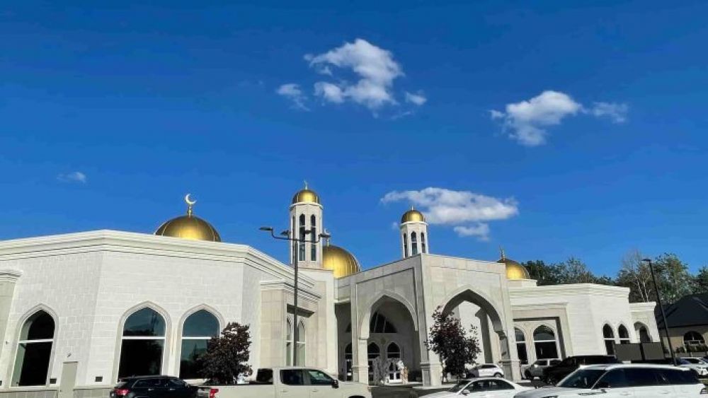 Se inaugura una gran mezquita en Detroit, un �hito para el Islam� en EEUU
