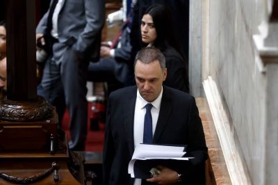 Se debilita el escudo de Adorni: aliados del Gobierno eval�an activar su interpelaci�n en el Congreso
