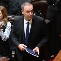 En medio de d�as complejos, Adorni trabaja en el informe de gesti�n con el que busca cambiar el eje de la discusi�n