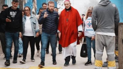 Los intendentes refuerzan contactos con la Iglesia para contener la crisis social