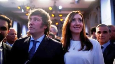 Javier Milei margina a Victoria Villarruel del D�a de la Bandera y se muestra con Manuel Adorni