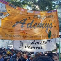 Paro y movilizaci�n de Ademys: Docentes porte�os marchan al Palacio Pizzurno contra el plan �BA Aprende� y en reclamo de mejoras salariales