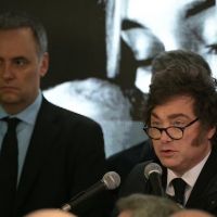 Adorni, el ancla que amarra a Milei