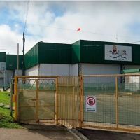 La desesperaci�n de los casi mil trabajadores de Granja Tres Arroyos: �No tienen ni para comer�
