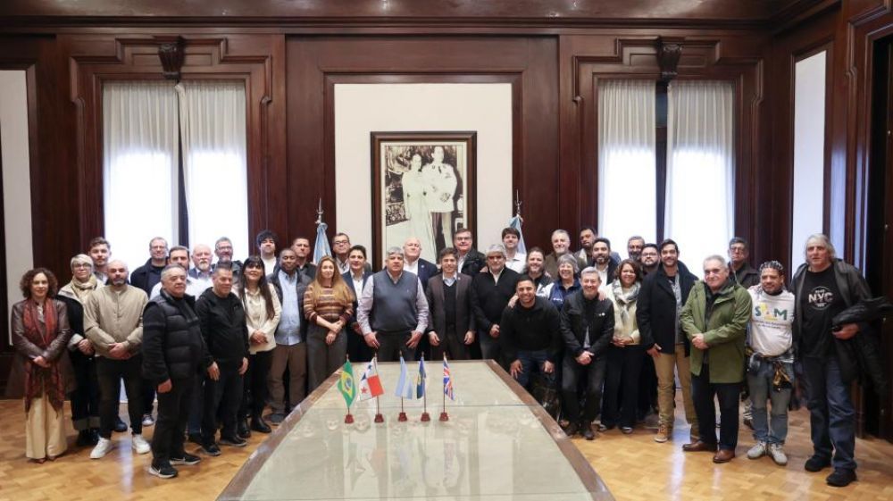 La ITF respald� a Kicillof y alert� sobre una avanzada contra los derechos laborales