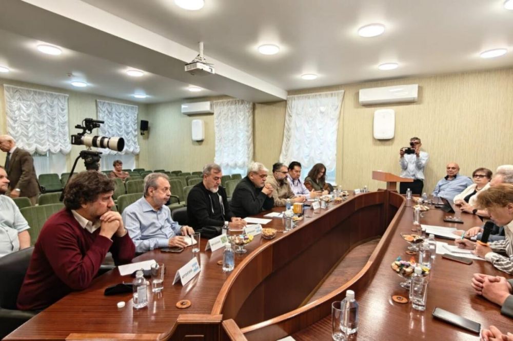 Aguiar fortaleci� v�nculos sindicales en Rusia y sum� respaldo internacional contra las pol�ticas del Gobierno