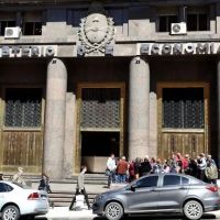 Deuda: Luis Caputo canje� letras atadas al d�lar, pero apenas pudo reducir el 20% de los vencimientos de fin de mes