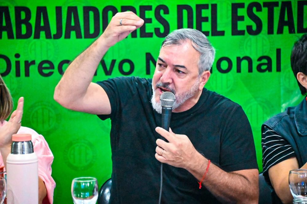 El Gobierno ahora convoca a renegociar los convenios en el Estado y desata la furia de ATE responde: �Chantaje y una extorsi�n�