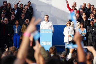 El peronismo volvi� a la interna descarnada: de la precaria tregua por el Indio Solari, a la guerra abierta por el 2027