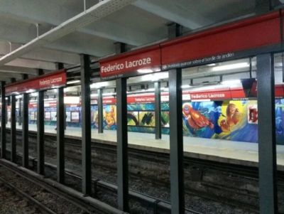 Con molinetes liberados, los Metrodelegados se plantan contra descuentos salariales y sanciones disciplinarias a empleados y dirigentes gremiales