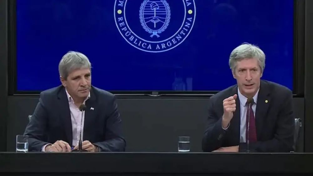 El d�lar ya siente presi�n y el Gobierno define la estrategia para mantenerlo barato en el segundo semestre