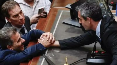 Por qu� el PRO de Mauricio Macri le vuelve a dar una vida a Adorni en el Congreso