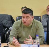 Tras un raid del triunvirato con las CTA, las Confederaciones y dirigentes combativos, la CGT se re�ne para definir su estrategia contra la gesti�n libertaria