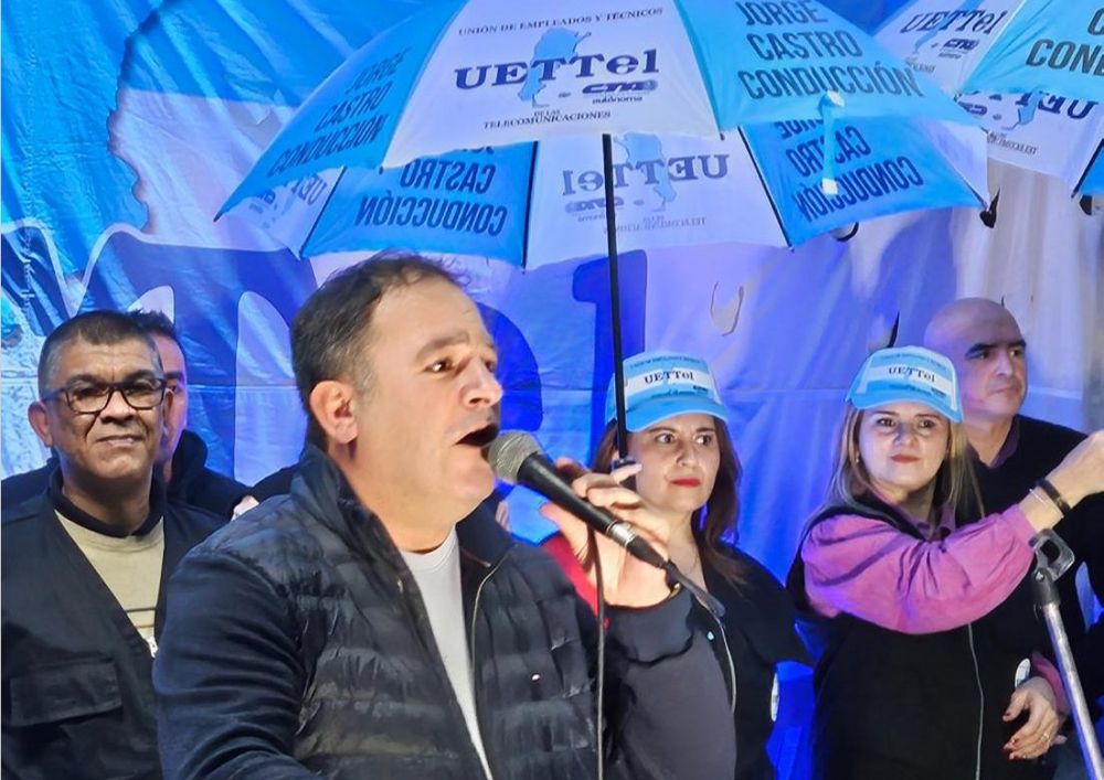 Estado de Alerta en las telecomunicaciones: UETTEL advierte que la fusi�n entre Movistar y Telecom pone en riesgo miles de puestos de trabajo