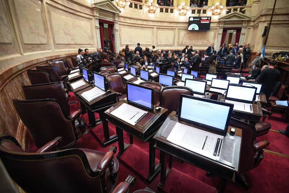 La trastienda de la sesi�n que el Gobierno tuvo que desactivar para salvar a Adorni