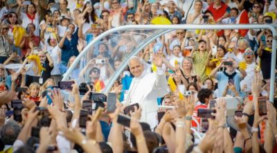 Le�n XIV despierta una ola de esperanza en su hist�rico Viaje a Espa�a, con m�s de 2,5 millones de participantes