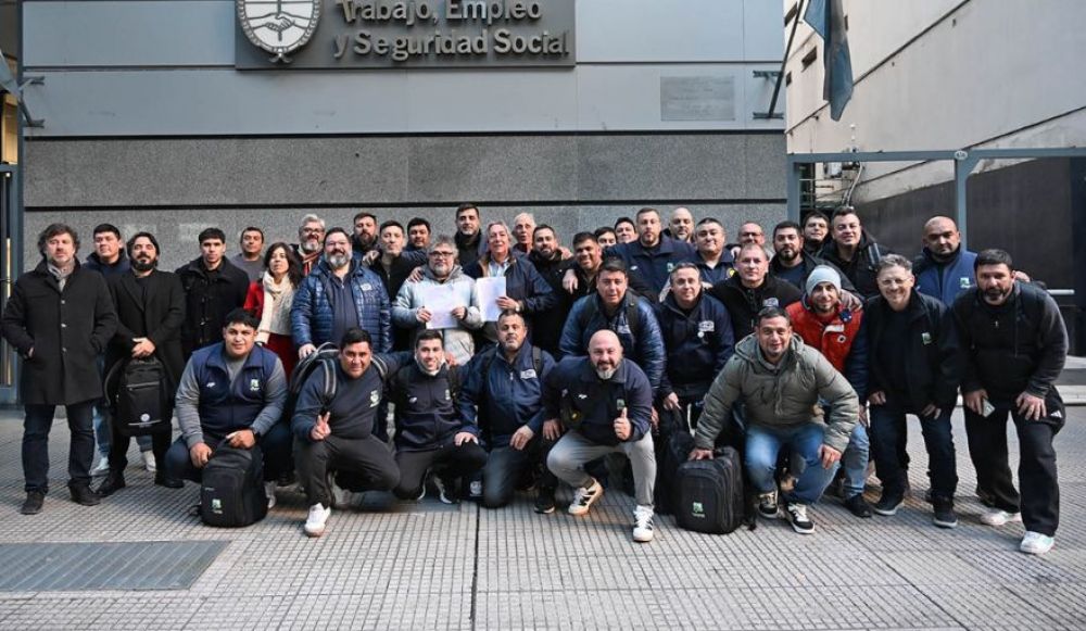 Aceiteros lograron acuerdo salarial con un m�nimo que alcanzar� los $2.700.000