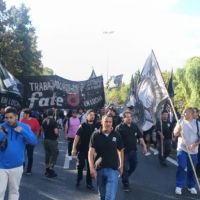 Mientras la Justicia define la validez de los despidos, FATE deber� seguir pagando los salarios