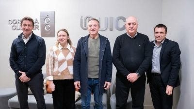 Jorge Sola apunt� contra la gesti�n de Javier Milei en un encuentro con empresarios industriales y referentes gremiales de C�rdoba