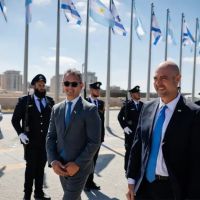 Qu� hay detr�s del herm�tico viaje de Mart�n Menem a Israel