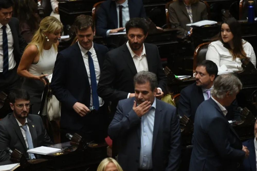 Mauricio Macri no acepta eliminar las PASO y Santilli busca los votos decisivos de la UCR