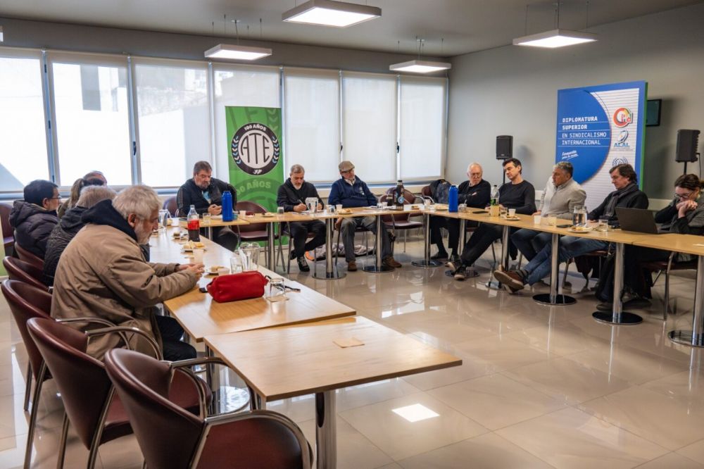 ATE se reuni� con empresarios pyme y definieron un plan de lucha conjunto contra el industricidio y la p�rdida de puestos de empleo