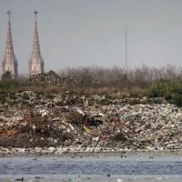 Luj�n cerr� el mayor basural del pa�s