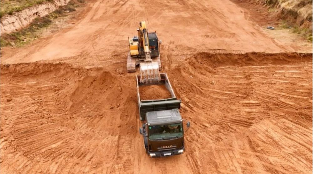 Realizan obra para sanear el relleno sanitario de Santa Rosa