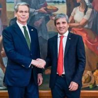 El swap con EE.UU., la bala de plata que Luis Caputo se guarda para despejarle turbulencias a la reelecci�n de Javier Milei