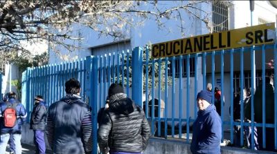 Cerr� una importante autopartista en C�rdoba: los trabajadores llegaron a la planta y encontraron los portones soldados