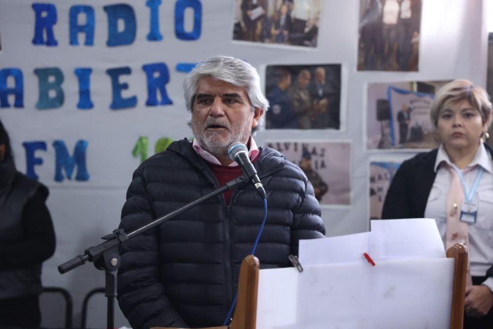Correa inaugur� la muestra del CFL N�403 que funciona en la Base A�rea y brindar� m�s de 30 cursos de oficios vinculados a la actividad aeron�utica y la mec�nica